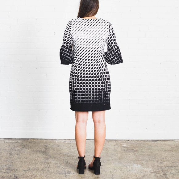 Gilli Bodycon Dress in Black/White - Picture 2 of 2
